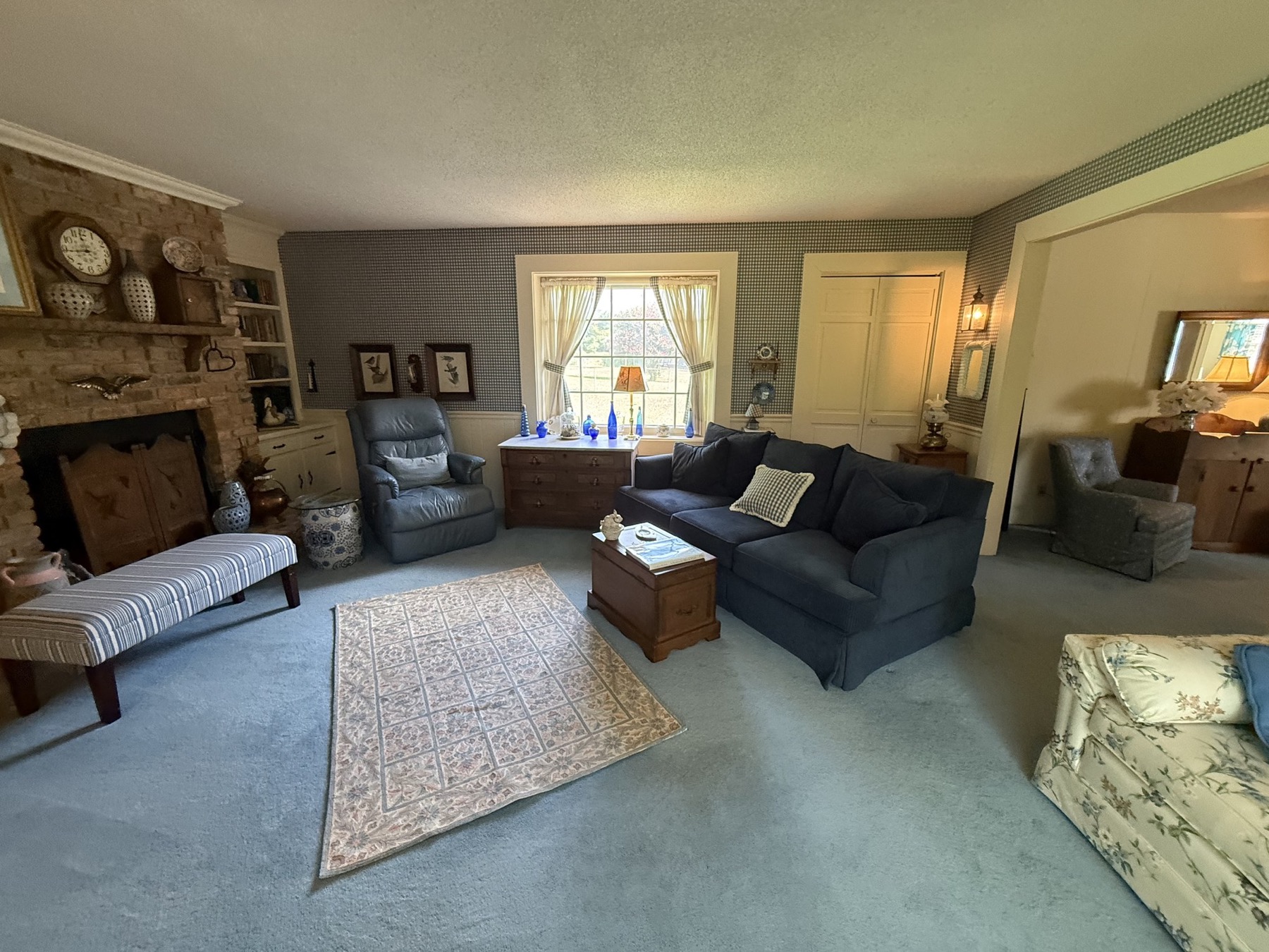 Bonus family room seating area
